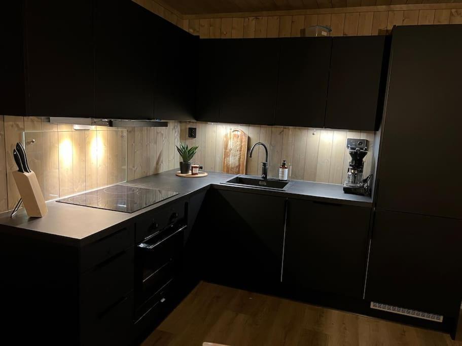 Skaidi Lodge - Modern Cabin Luxury - 6 Beds Hammerfest Exterior photo